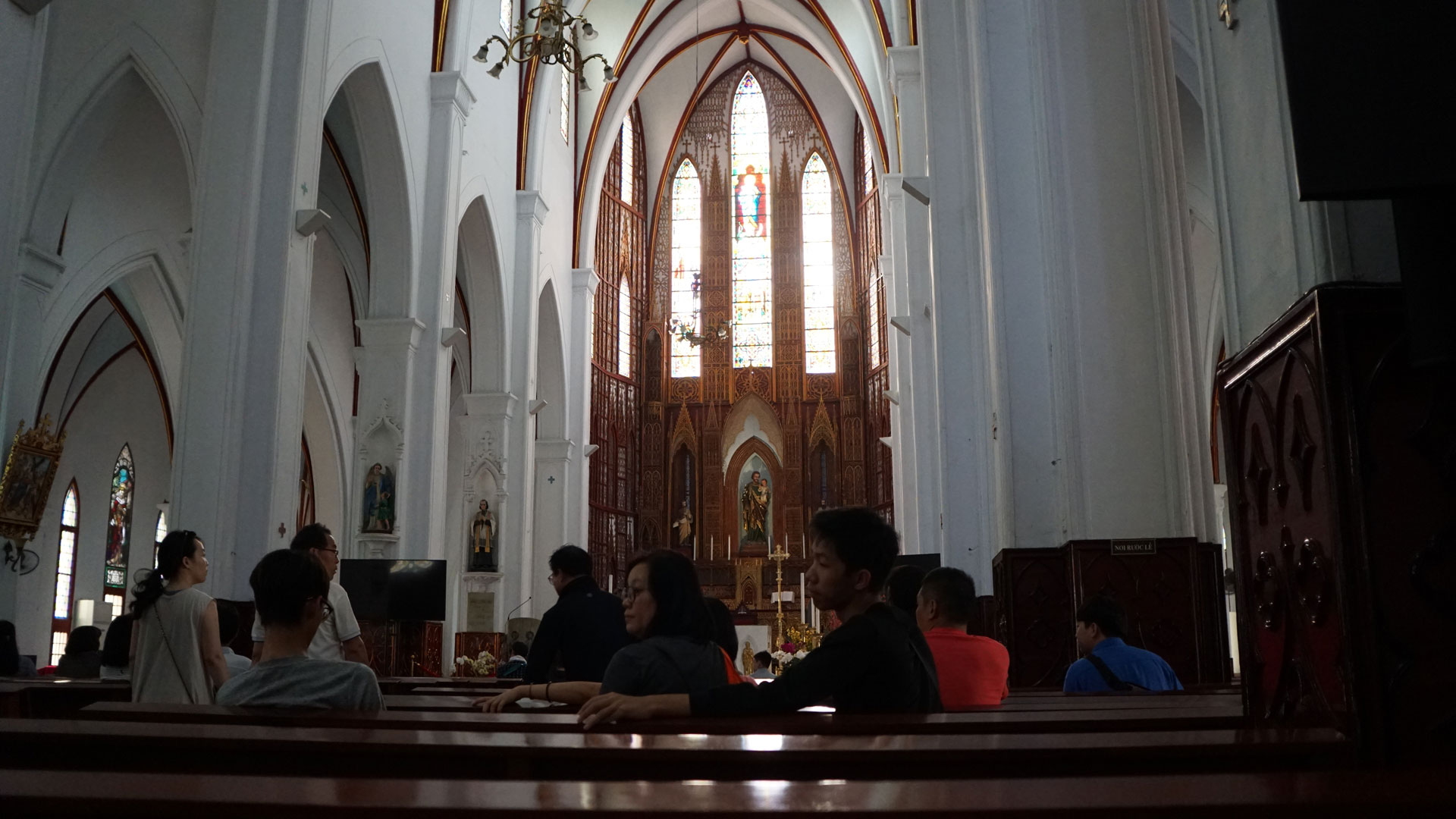 Sunday Mass at St. Joseph Cathedral Ha Noi